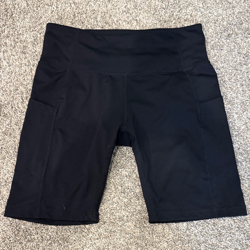 Baleaf Black High-Waist Bike Shorts with Side Pockets